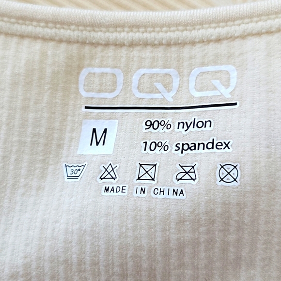 OQQ Womens Longsleeve Crop Top Round Neck Fitted Beige Mediuml NEW - Picture 4 of 4